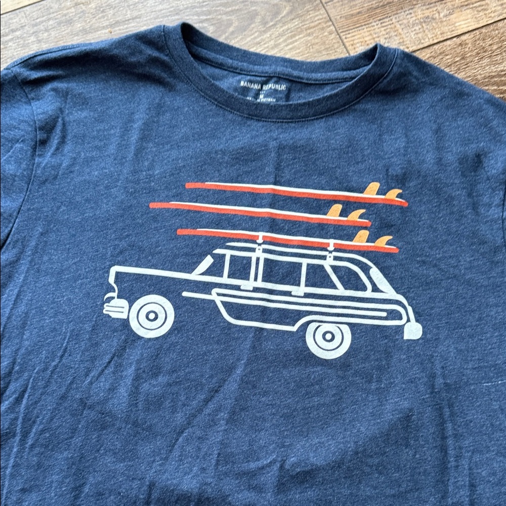 Banana Republic Blue Tee with woody wagon design